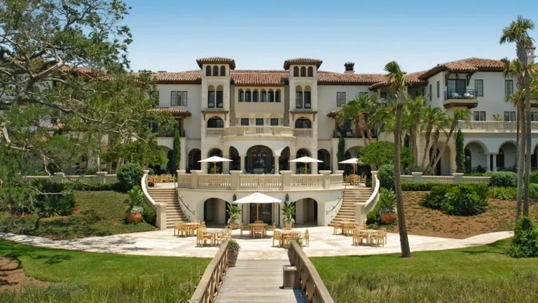 Best Beachfront Palace Hotels in the US: A Definitive Forensic Guide
