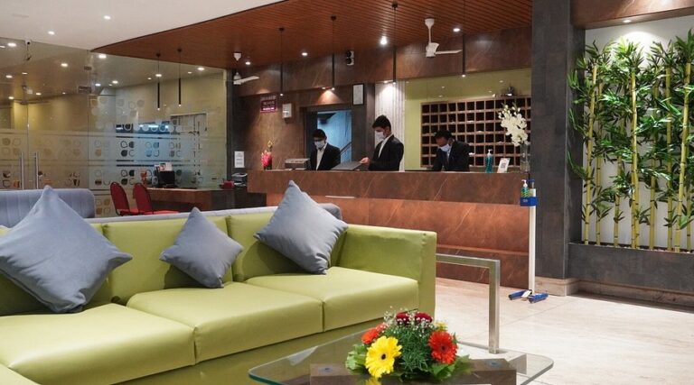 How to Manage Palace Hotels Dress Codes: A Definitive Forensic Guide